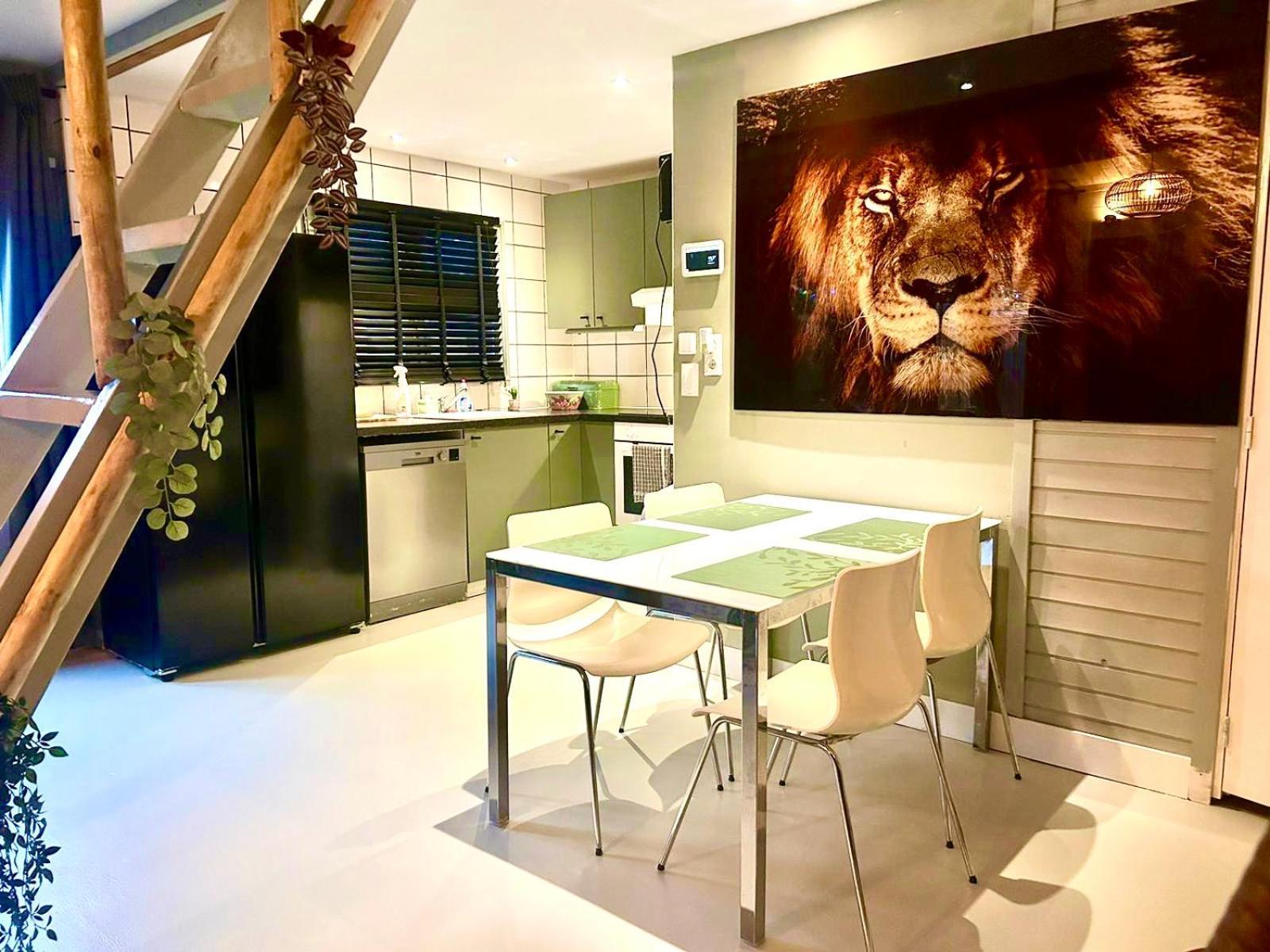 Jungle Style Lodge With Jacuzzi ,Sauna And Garden Near Amsterdam Vijfhuizen Bagian luar foto