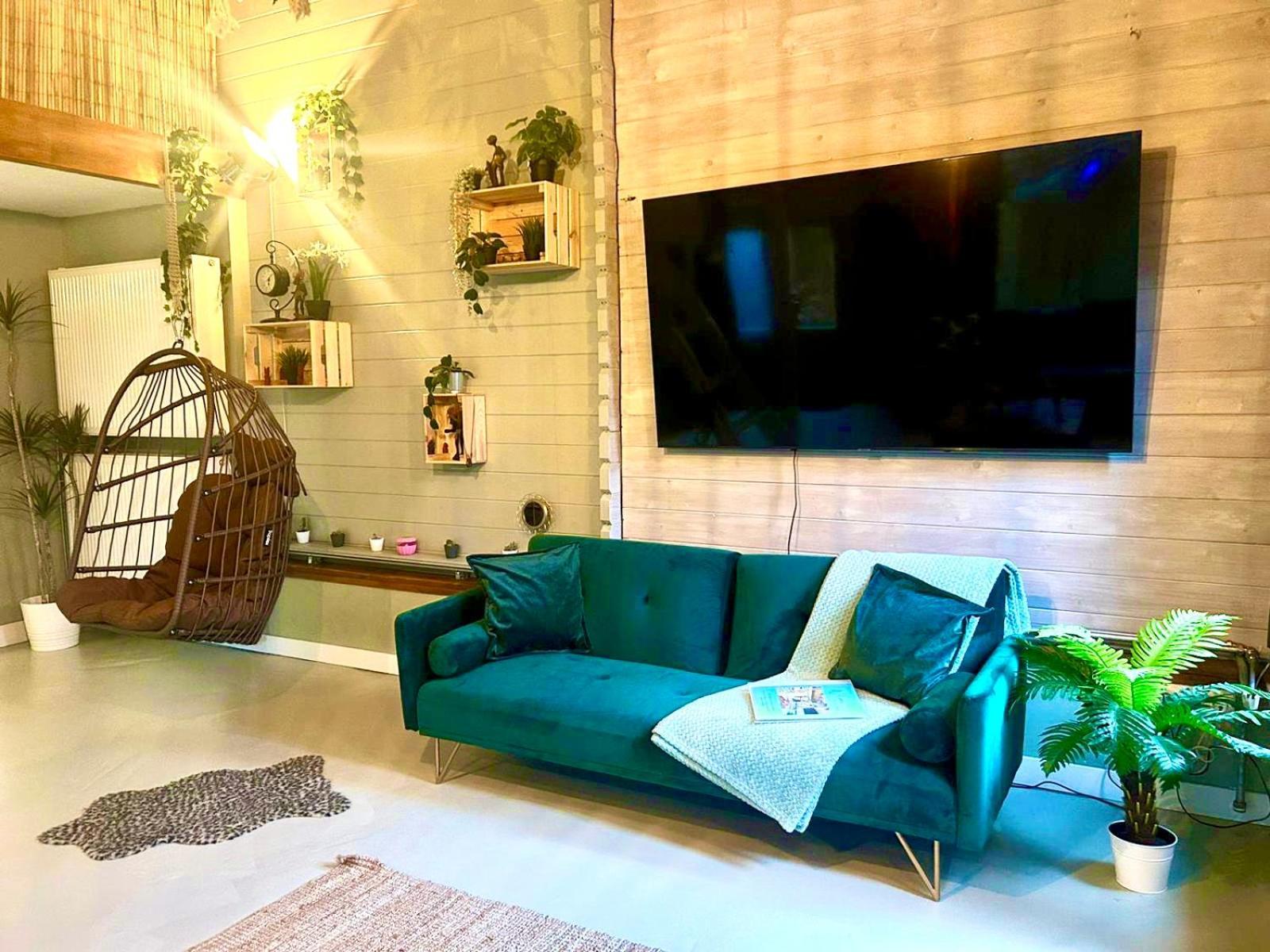 Jungle Style Lodge With Jacuzzi ,Sauna And Garden Near Amsterdam Vijfhuizen Bagian luar foto
